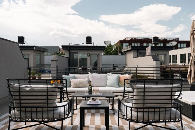 2639 17th Street 6, Denver, CO 80211