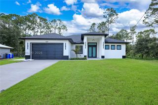 1207 Ramus st e, Lehigh Acres, FL 33974