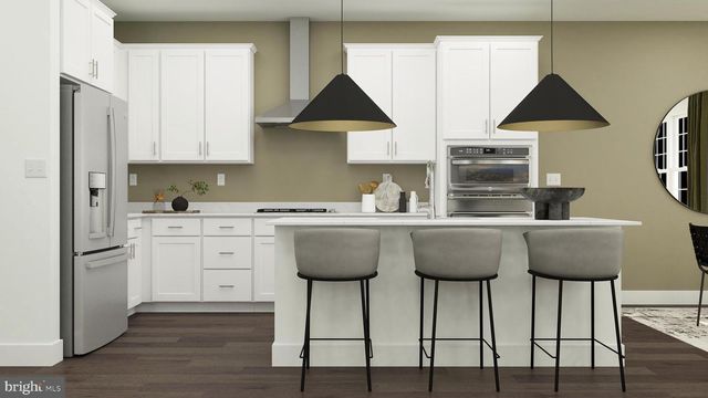 17 GRIFFEN LN, Monmouth Junction, NJ 08852