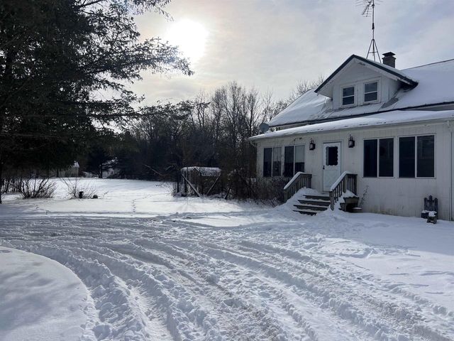 N3641 BALLARD ROAD, Waupaca, WI 54981