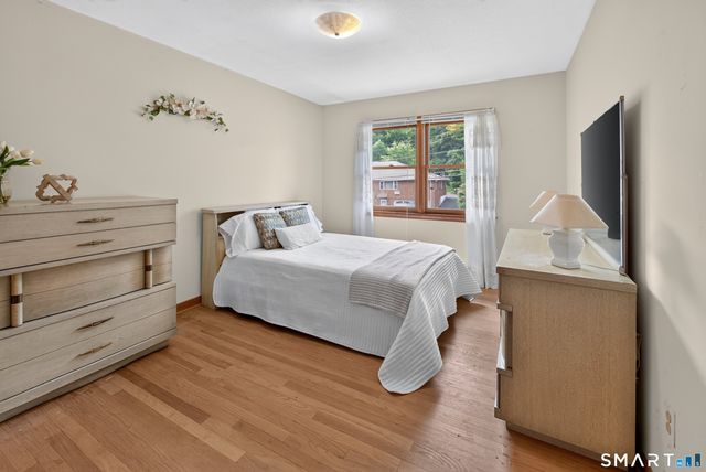 124 Judith Lane, Waterbury, CT 06704