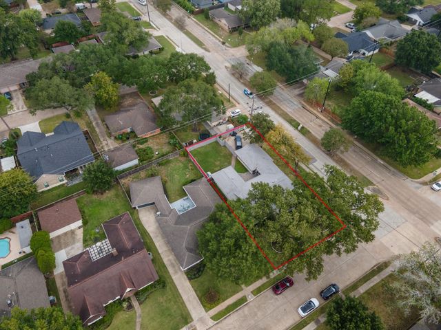 1703 Droxford Drive, Houston, TX 77008