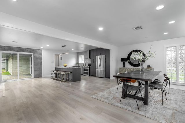 1703 Droxford Drive, Houston, TX 77008