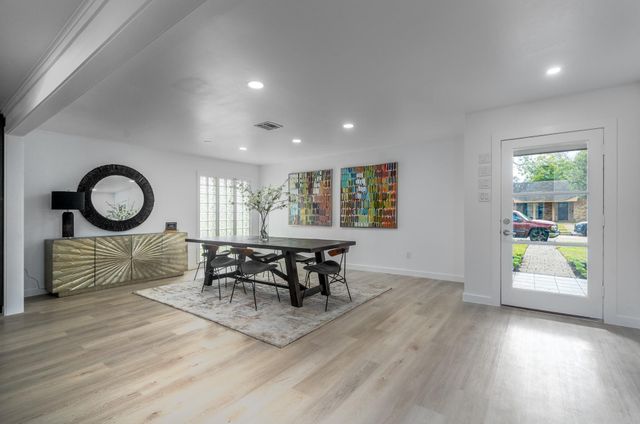 1703 Droxford Drive, Houston, TX 77008
