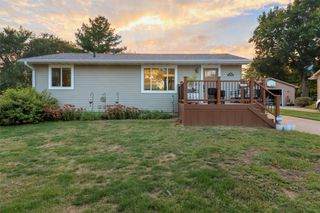 106 12th Avenue NW, Altoona, IA 50009