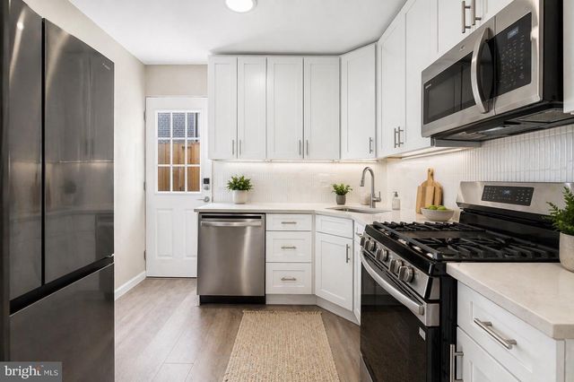 2126 PIERCE ST, Philadelphia, PA 19145