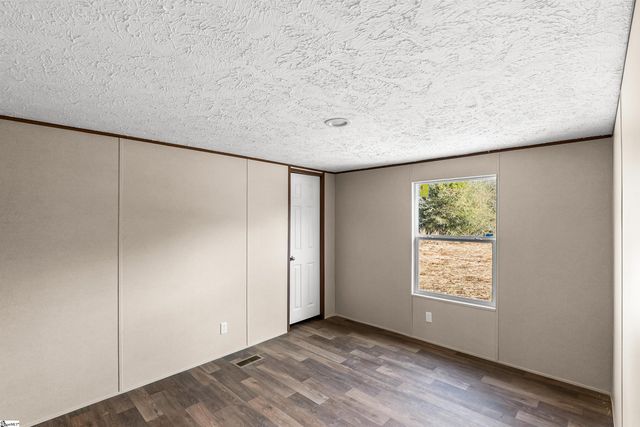 1691 Park Road, Fountain Inn, SC 29644