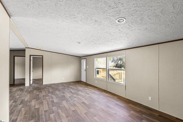 1691 Park Road, Fountain Inn, SC 29644