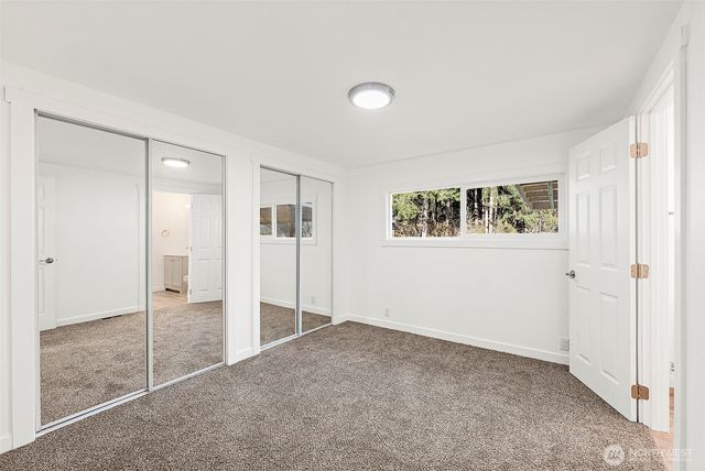 21 E North Lake Drive, Shelton, WA 98584