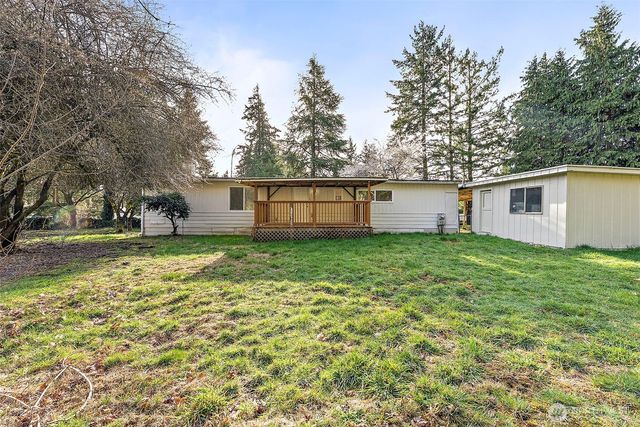 21 E North Lake Drive, Shelton, WA 98584