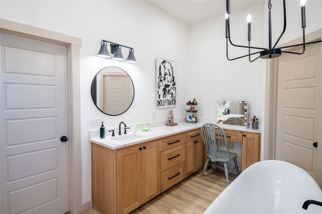 375 Wolf Front Road, Van Alstyne, TX 75495