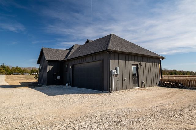 375 Wolf Front Road, Van Alstyne, TX 75495