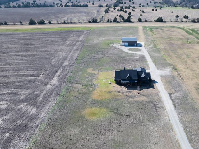 375 Wolf Front Road, Van Alstyne, TX 75495