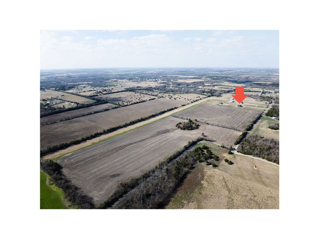 375 Wolf Front Road, Van Alstyne, TX 75495