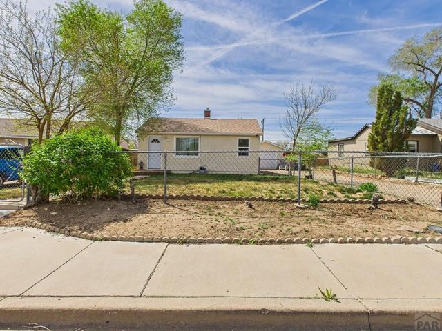 2006 E 14th St, Pueblo, CO 81001