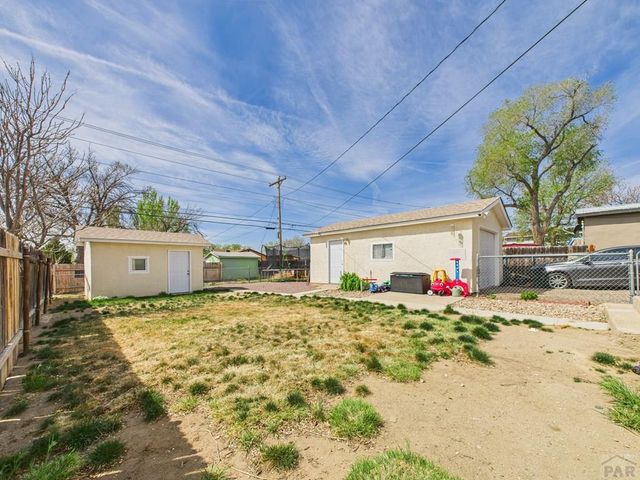 2006 E 14th St, Pueblo, CO 81001
