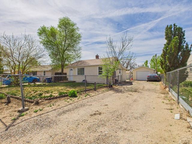 2006 E 14th St, Pueblo, CO 81001