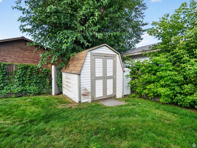 4723 MADISON AVE, South Ogden, UT 84403