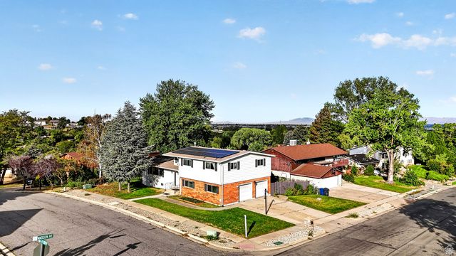 4723 MADISON AVE, South Ogden, UT 84403