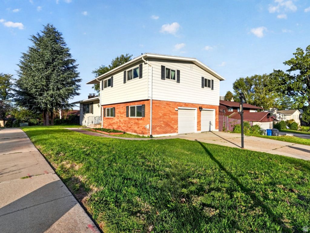 4723 MADISON AVE, South Ogden, UT 84403 — photo 4