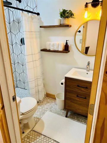 11107 Cedarhurst Drive, Houston, TX 77096