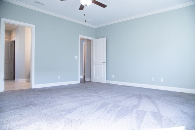 565 Lakeshore Cove Drive, Fort Oglethorpe, GA 30742