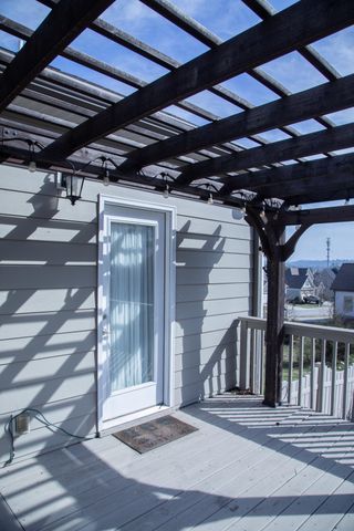 565 Lakeshore Cove Drive, Fort Oglethorpe, GA 30742