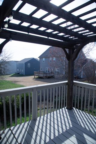 565 Lakeshore Cove Drive, Fort Oglethorpe, GA 30742