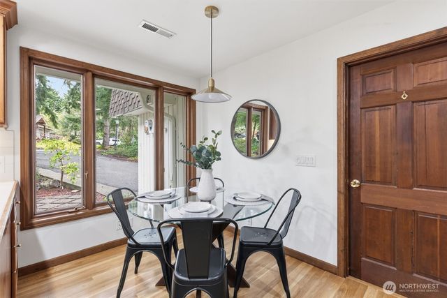 2503 125th Avenue NE, Bellevue, WA 98005