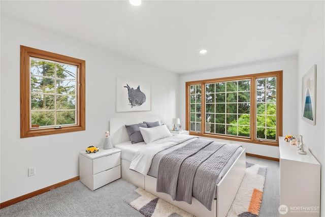 2503 125th Avenue NE, Bellevue, WA 98005