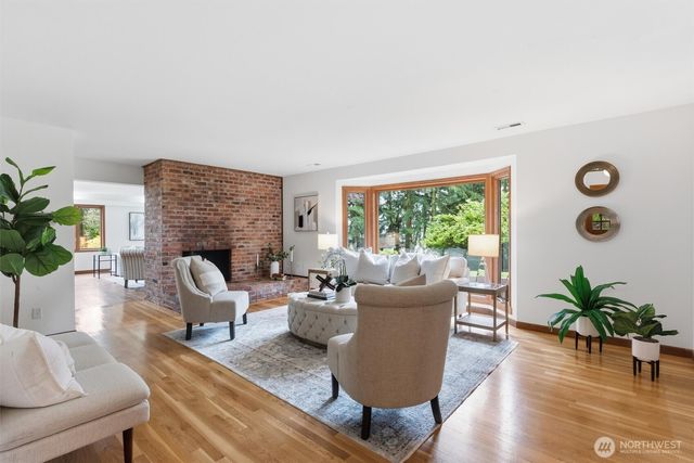 2503 125th Avenue NE, Bellevue, WA 98005