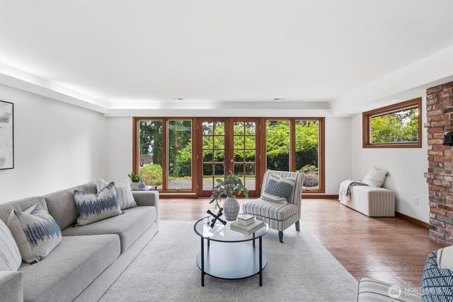 2503 125th Avenue NE, Bellevue, WA 98005