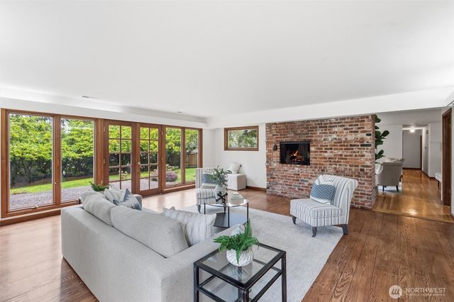 2503 125th Avenue NE, Bellevue, WA 98005