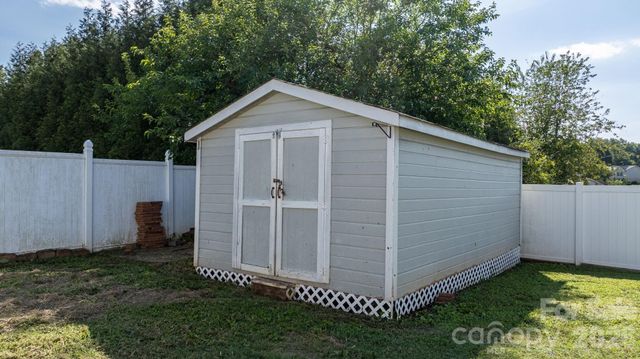 4889 Carpenter Road, Granite Falls, NC 28630