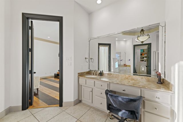 3310 Collard Road, Arlington, TX 76017