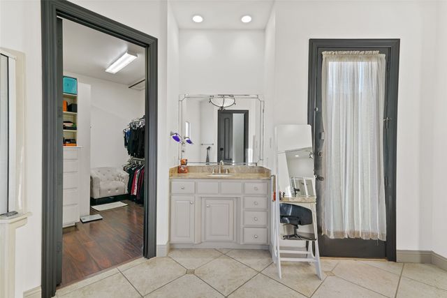 3310 Collard Road, Arlington, TX 76017