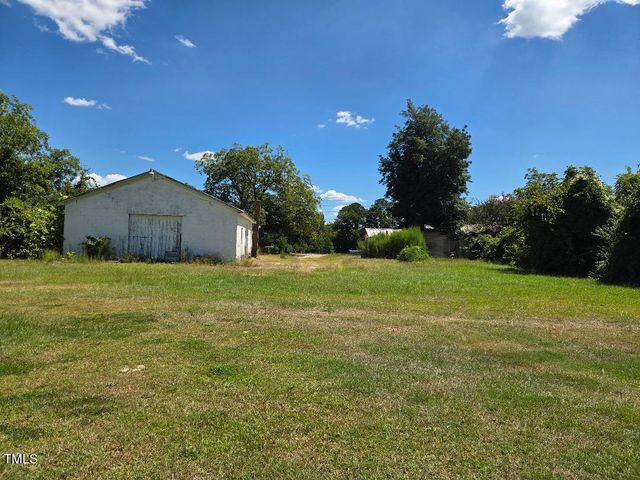 4132 Us Hwy 301 S, Four Oaks, NC 27524