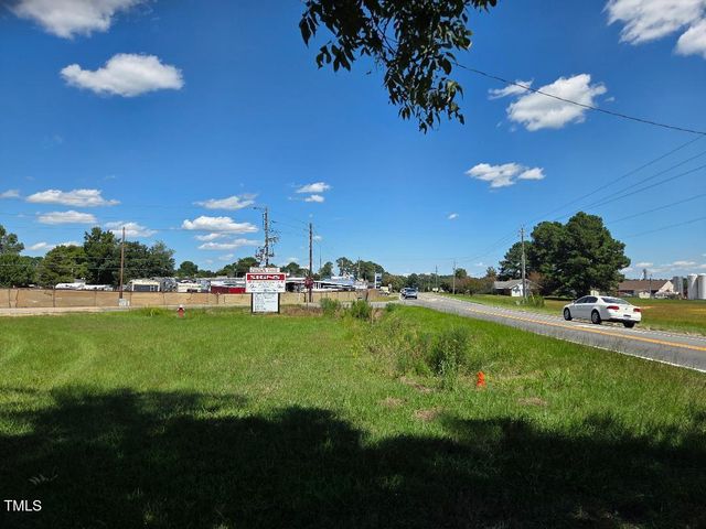 4132 Us Hwy 301 S, Four Oaks, NC 27524