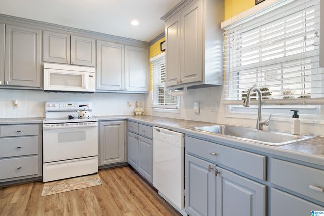 759 CAHABA MANOR TRAIL, Pelham, AL 35124