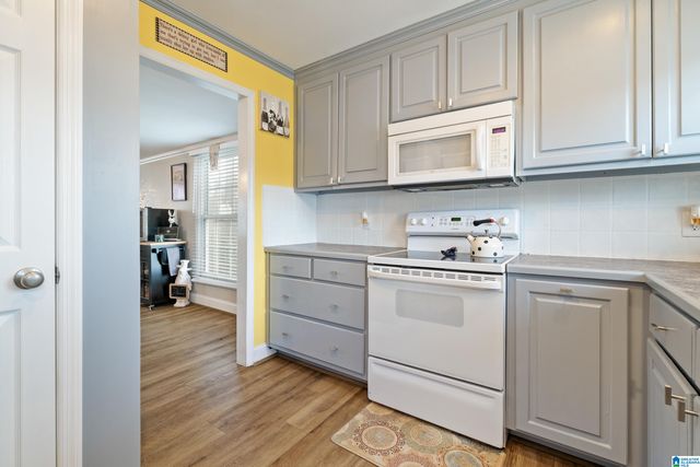 759 CAHABA MANOR TRAIL, Pelham, AL 35124