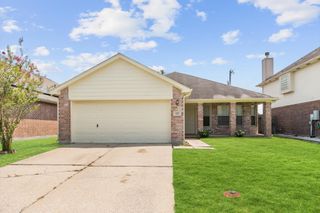 227 Mammoth Springs Lane, Dickinson, TX 77539