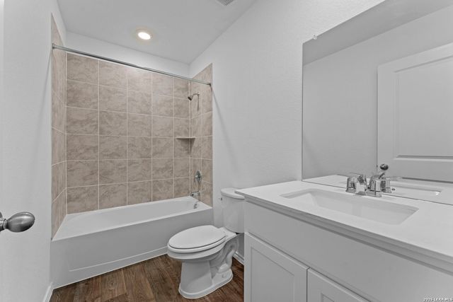 15507 Mint Patch Meadow, Von Ormy, TX 78073