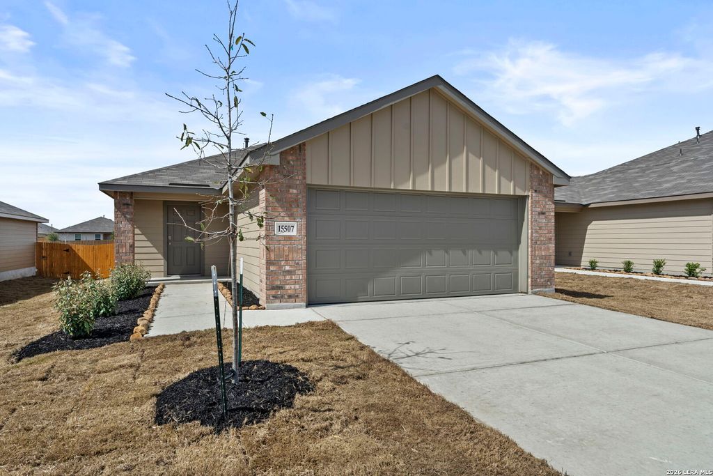 15507 Mint Patch Meadow, Von Ormy, TX 78073