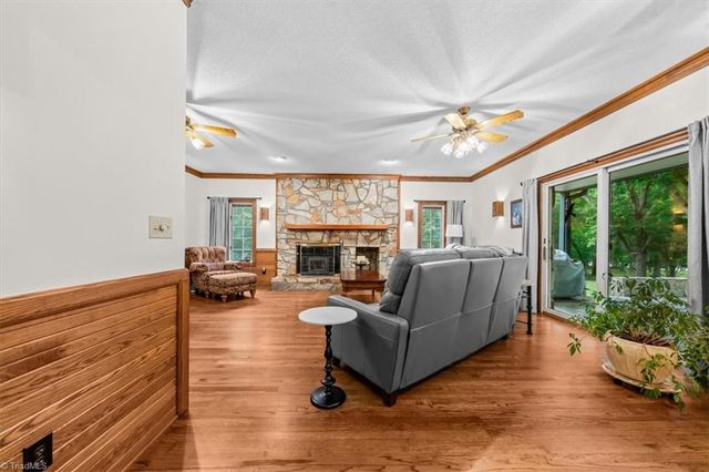 7501 Oak Valley Lane, Browns Summit, NC 27214