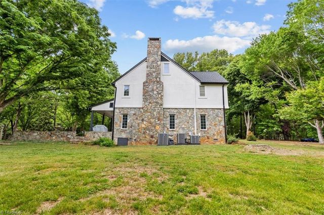 7501 Oak Valley Lane, Browns Summit, NC 27214