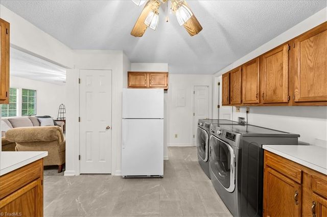 7501 Oak Valley Lane, Browns Summit, NC 27214