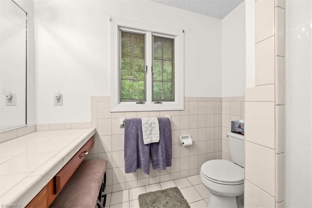 7501 Oak Valley Lane, Browns Summit, NC 27214