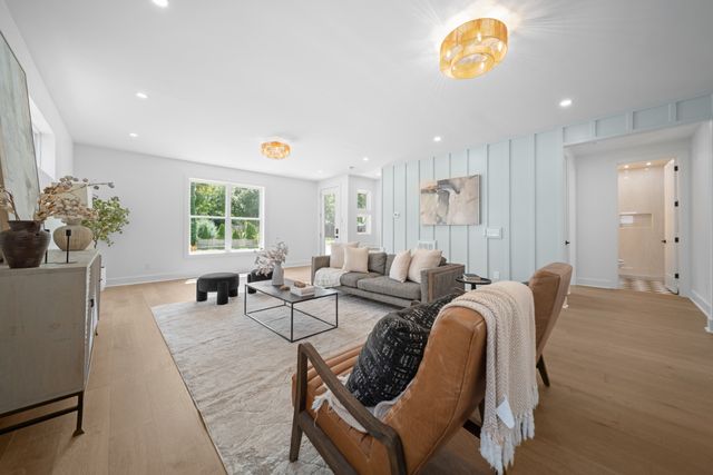 1008 Clay St, Nashville, TN 37208
