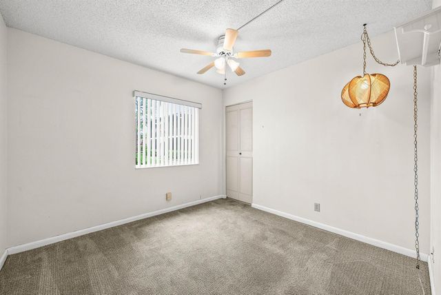 325 Knotty Pine Circle C-1, Greenacres, FL 33463