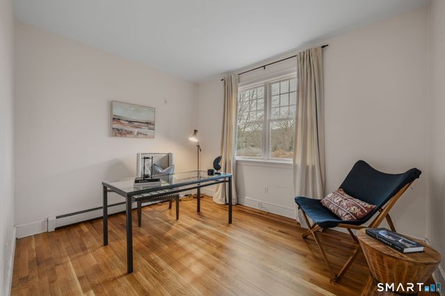 14 Riverside Drive, Waterford, CT 06385